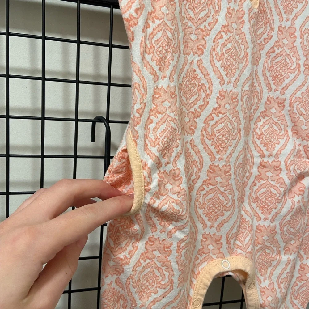 NWOT | Jessica Simpson baby girl one piece — 0-3 months‎